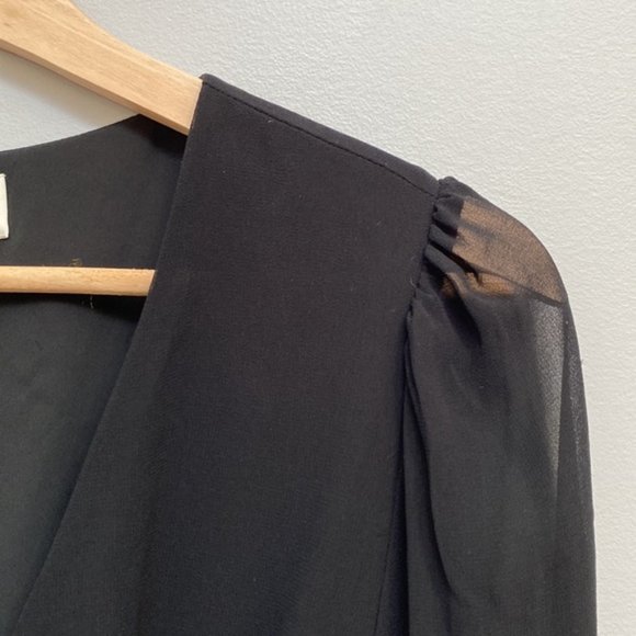 ❗️SOLD❗️Aritzia Wilfred Black Chiffon Long Sleeve Smock Blouse Size M - Picture 5 of 11